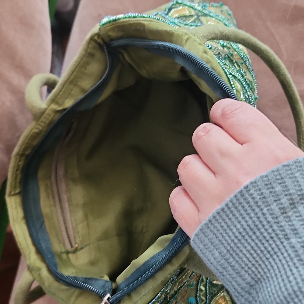 Embroidered And Beaded Lucky Green  Bag - Picture 5 of 6
